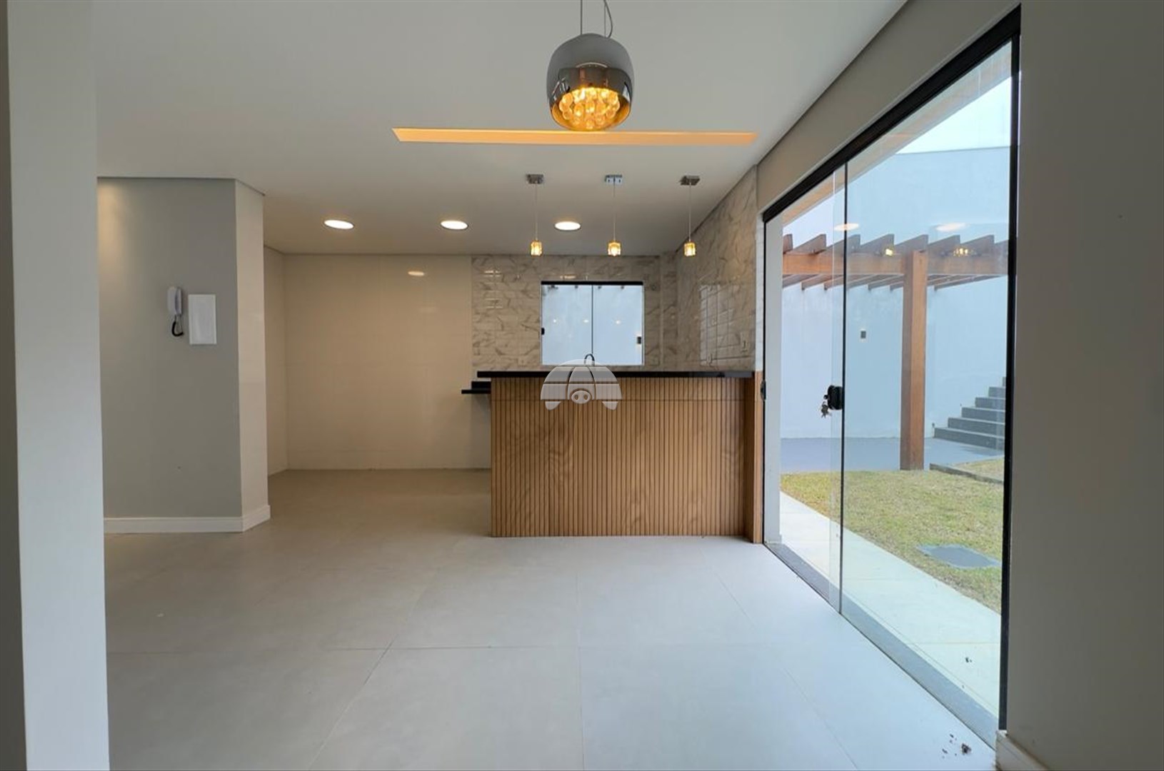 Casa para alugar em Jardim Eldorado, Colombo — Portal Chave Fácil