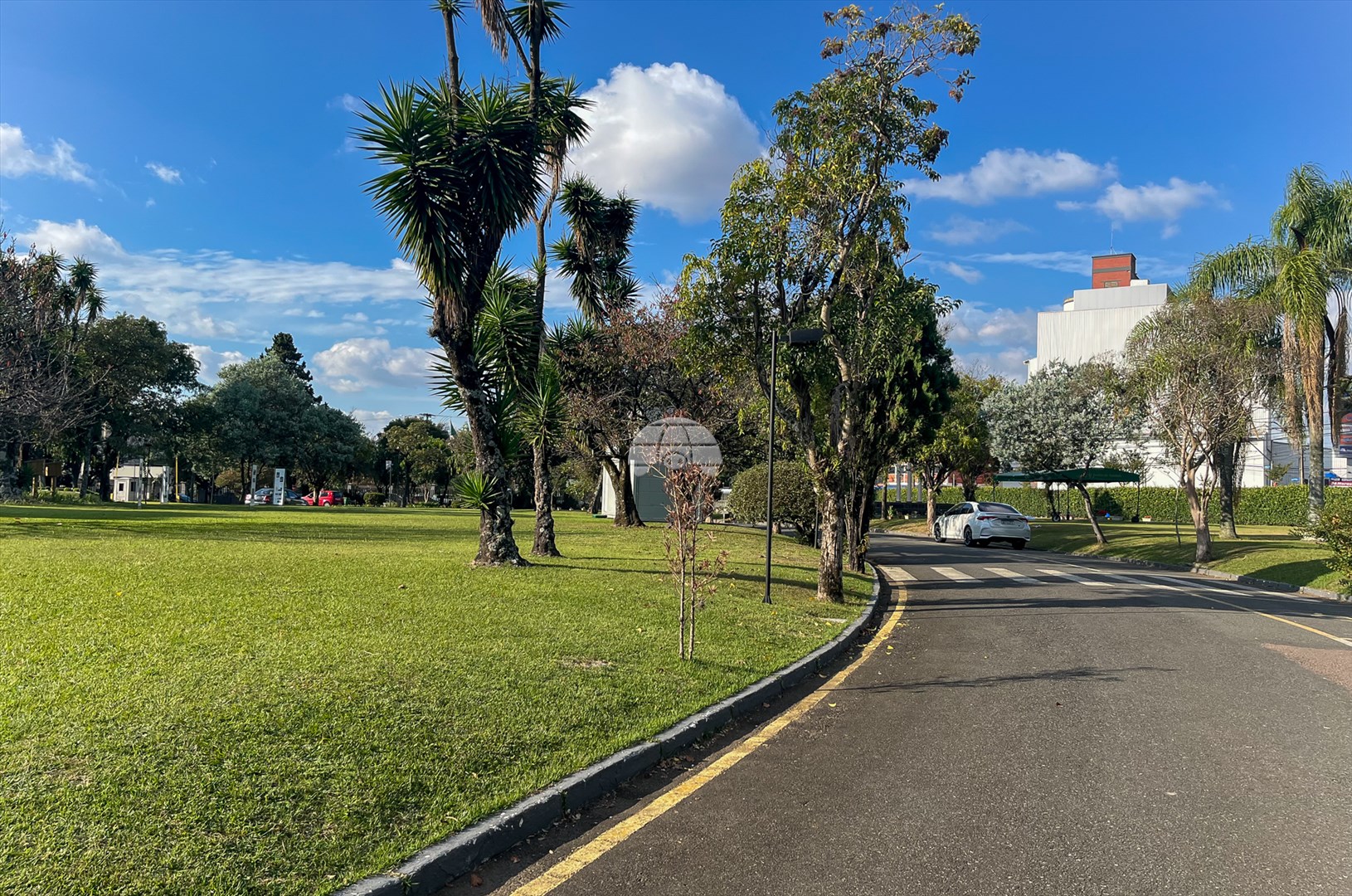 Terreno/Área à venda em Portão, Curitiba — Portal Chave Fácil