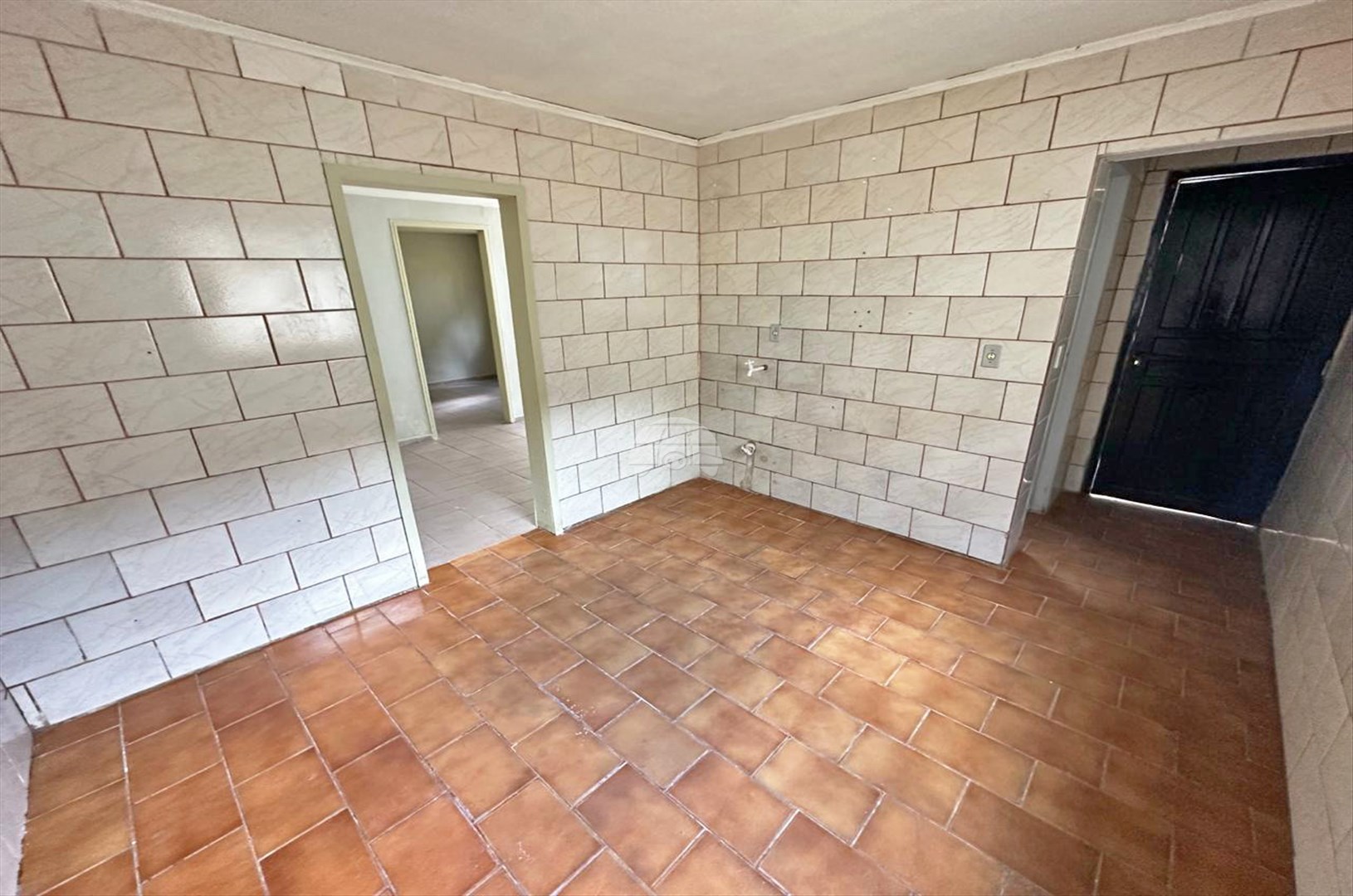 Casa para alugar em Vila Vale Das Flores, Colombo — Portal Chave Fácil