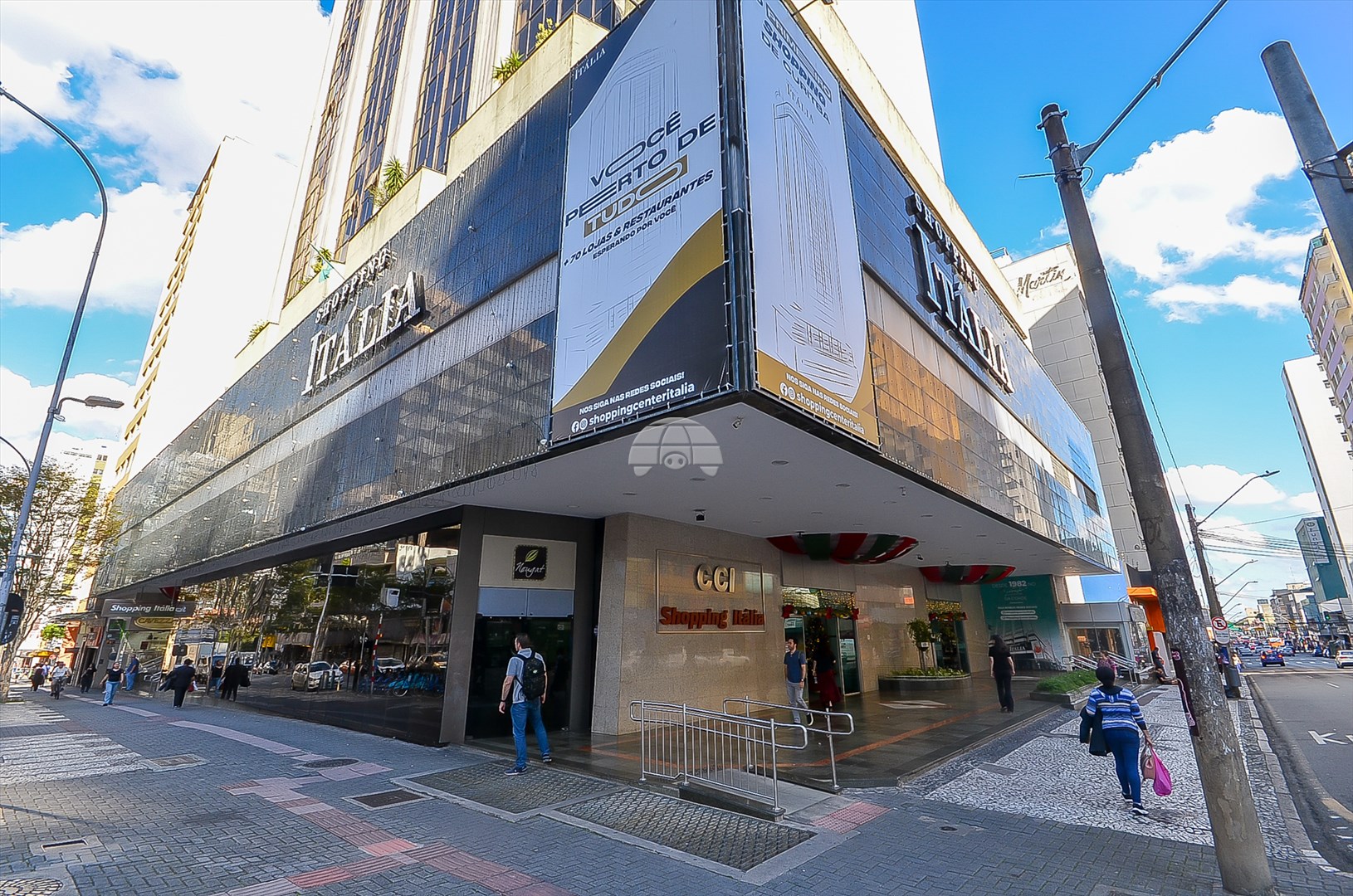 Sala/Conjunto Comercial à venda em Centro, Curitiba — Portal Chave Fácil