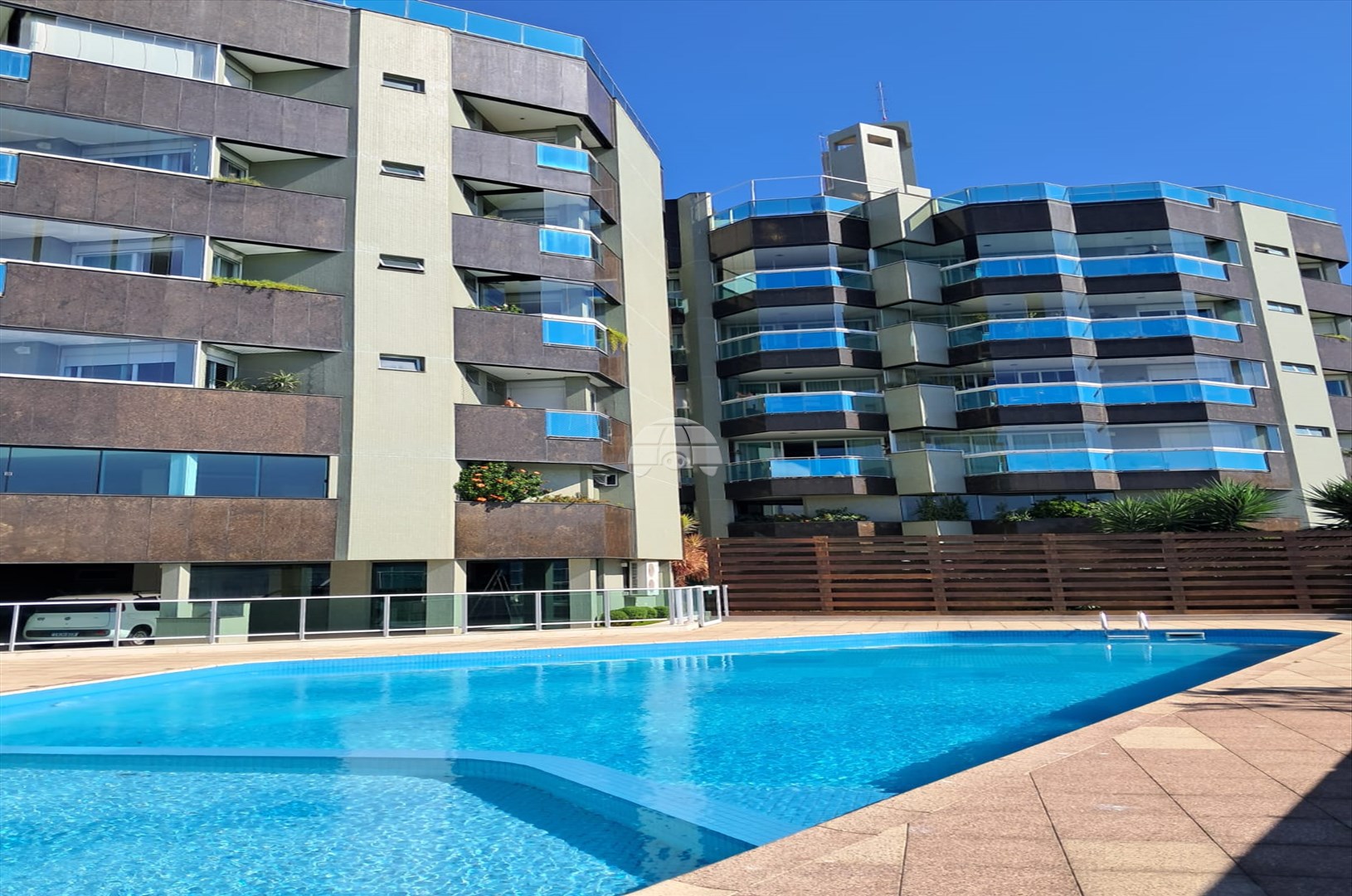 Apartamento à venda em Coqueiros, Florianópolis — Portal Chave Fácil