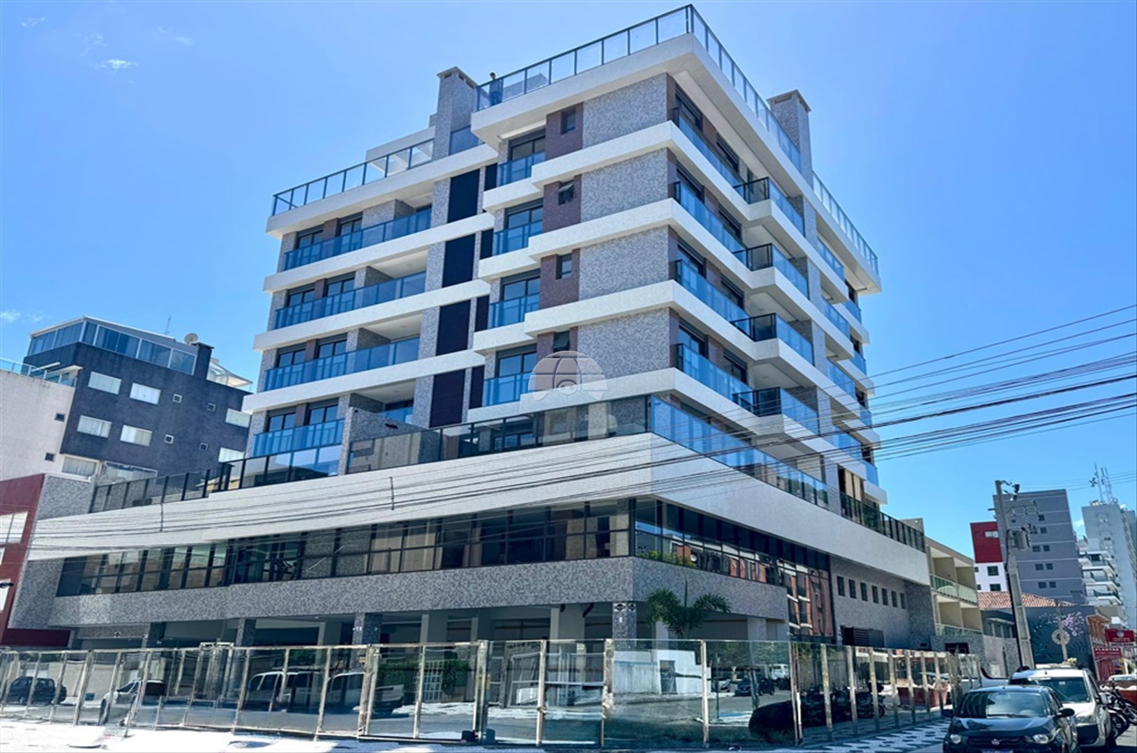 Apartamento à venda em Caioba, Matinhos — Portal Chave Fácil
