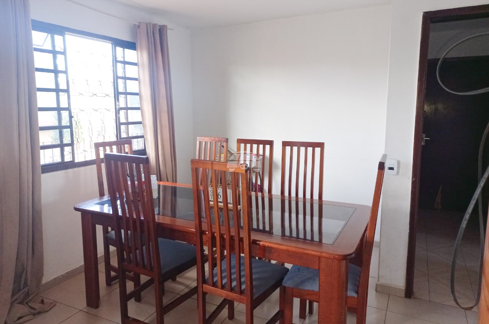 Sobrado à venda em Maria Antonieta, Pinhais — Portal Chave Fácil