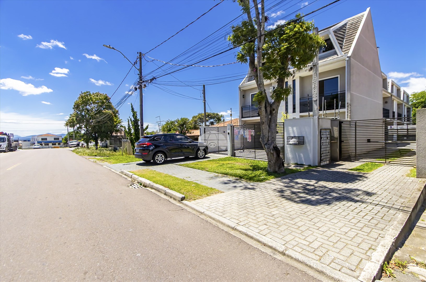 Casa à venda em Uberaba, Curitiba — Portal Chave Fácil