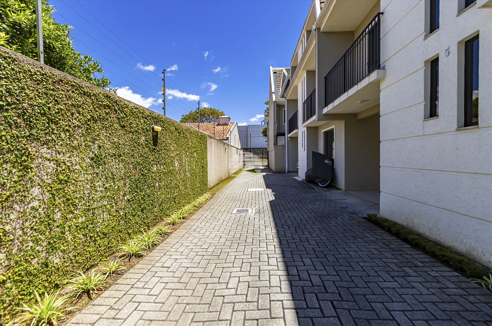 Casa à venda em Uberaba, Curitiba — Portal Chave Fácil