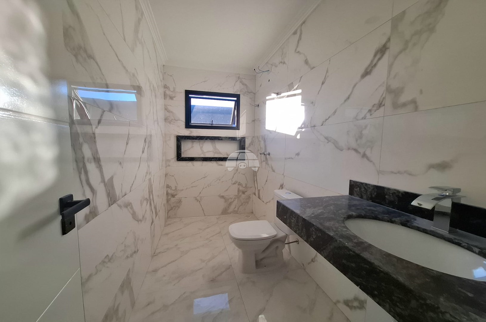 Casa para alugar em Maria Antonieta, Pinhais — Portal Chave Fácil