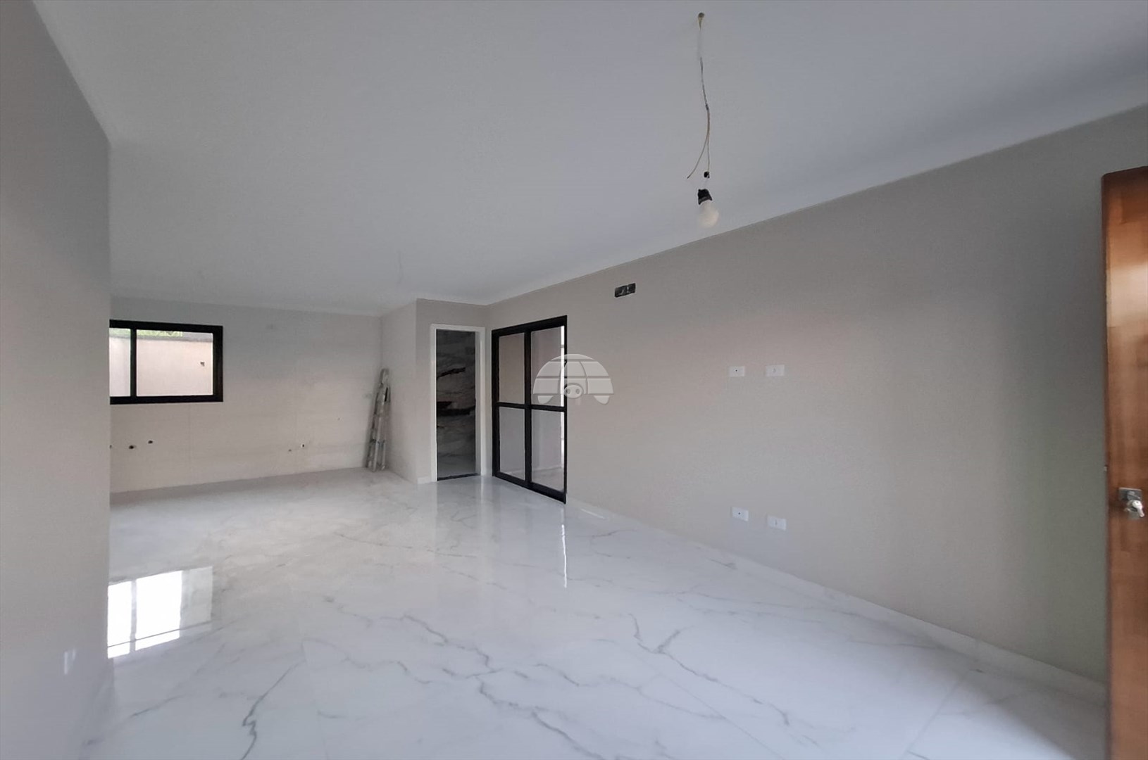 Casa para alugar em Maria Antonieta, Pinhais — Portal Chave Fácil