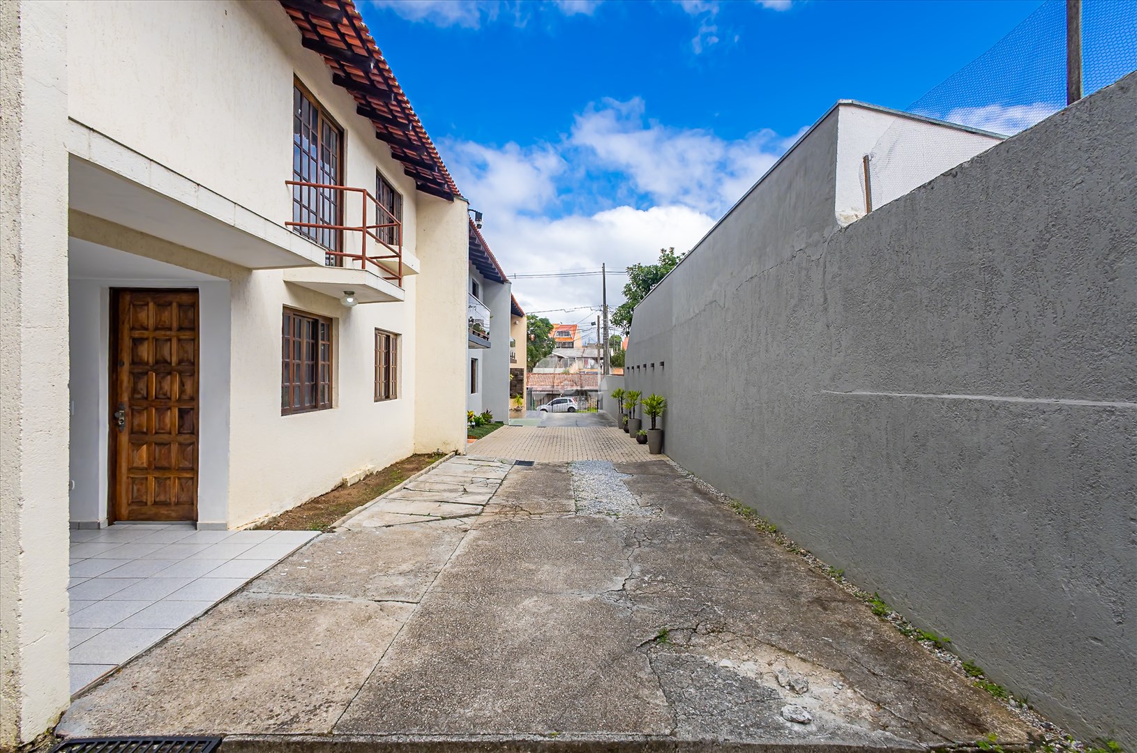Casa à venda em Boa Vista, Curitiba — GOMES CONSULTOR IMOBILIARIO LTDA.