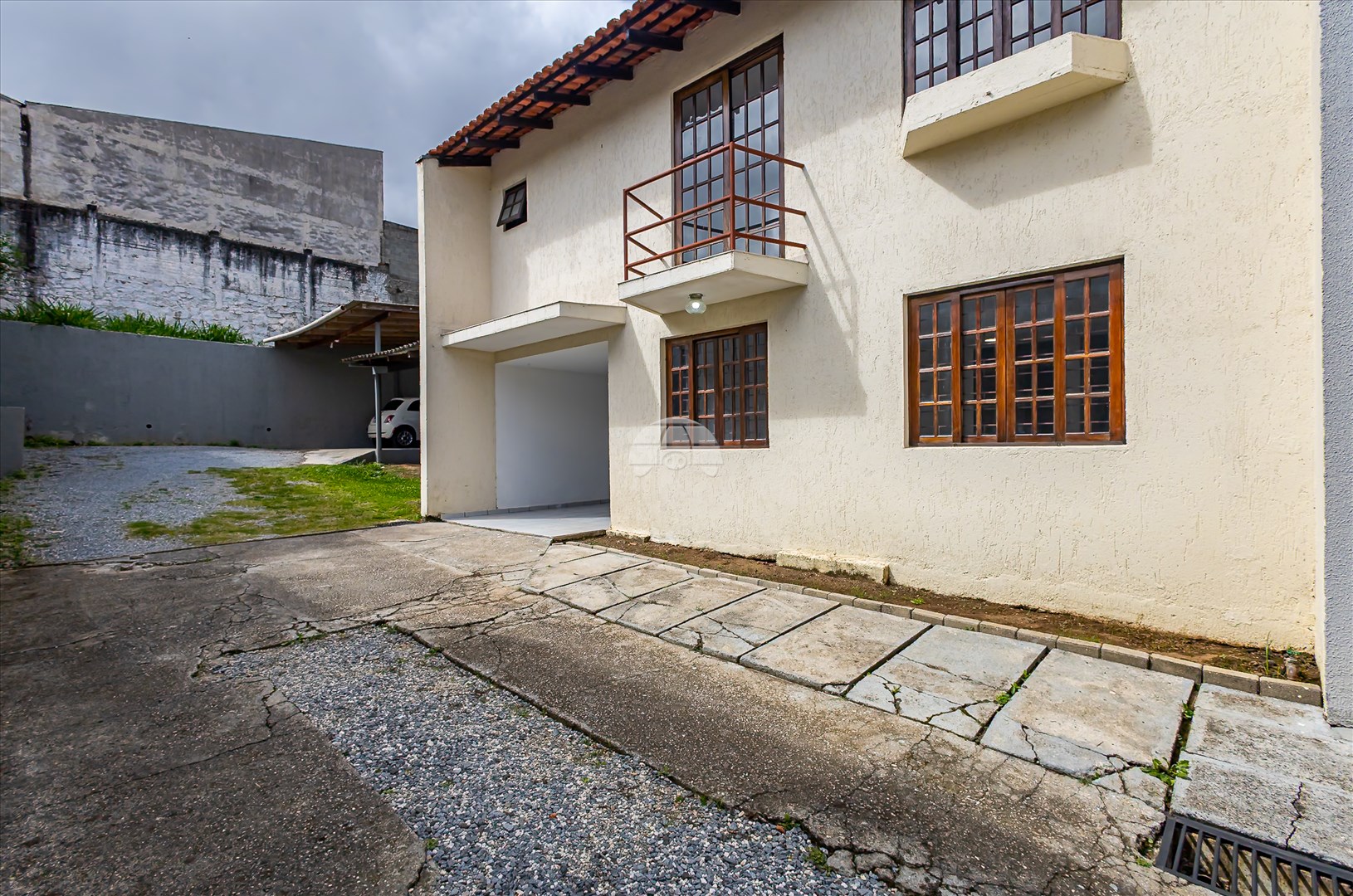 Casa à venda em Boa Vista, Curitiba — GOMES CONSULTOR IMOBILIARIO LTDA.
