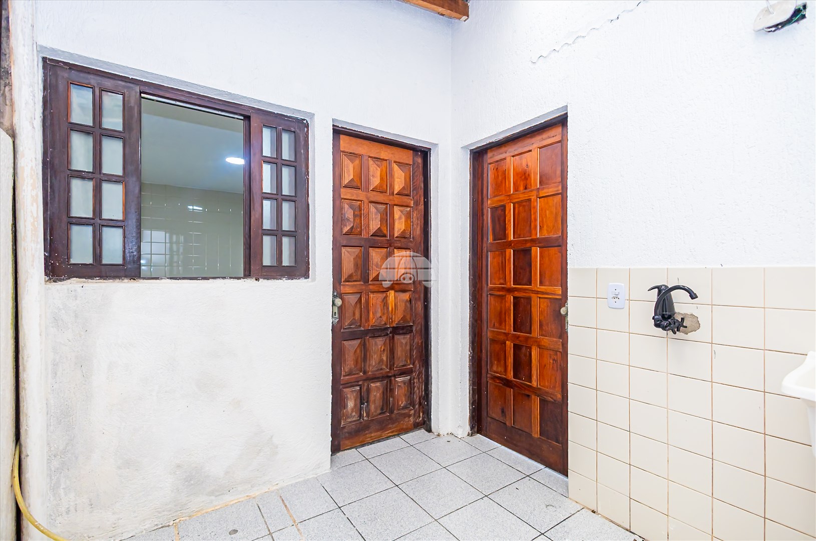 Casa à venda em Boa Vista, Curitiba — GOMES CONSULTOR IMOBILIARIO LTDA.