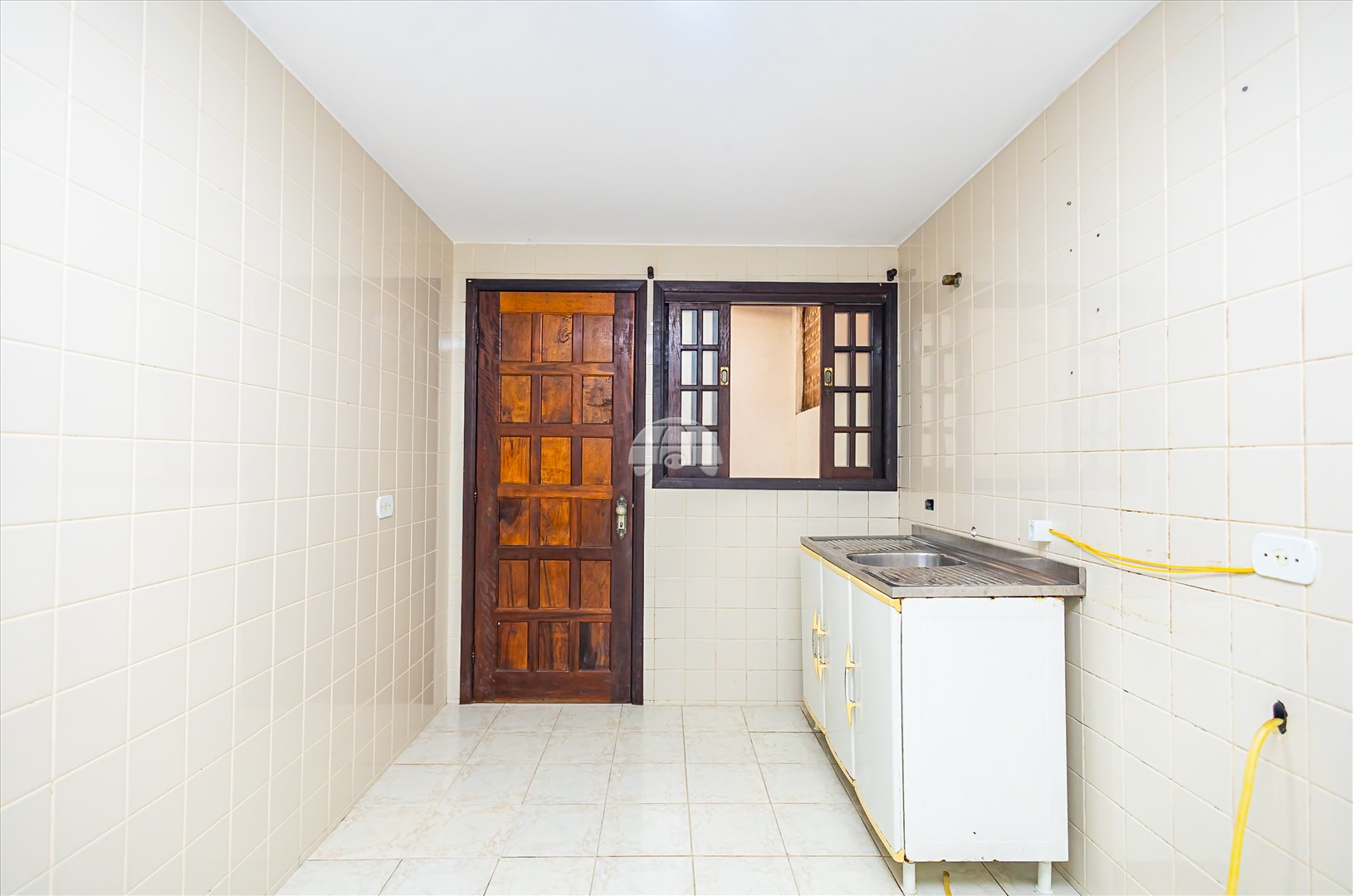Casa à venda em Boa Vista, Curitiba — GOMES CONSULTOR IMOBILIARIO LTDA.