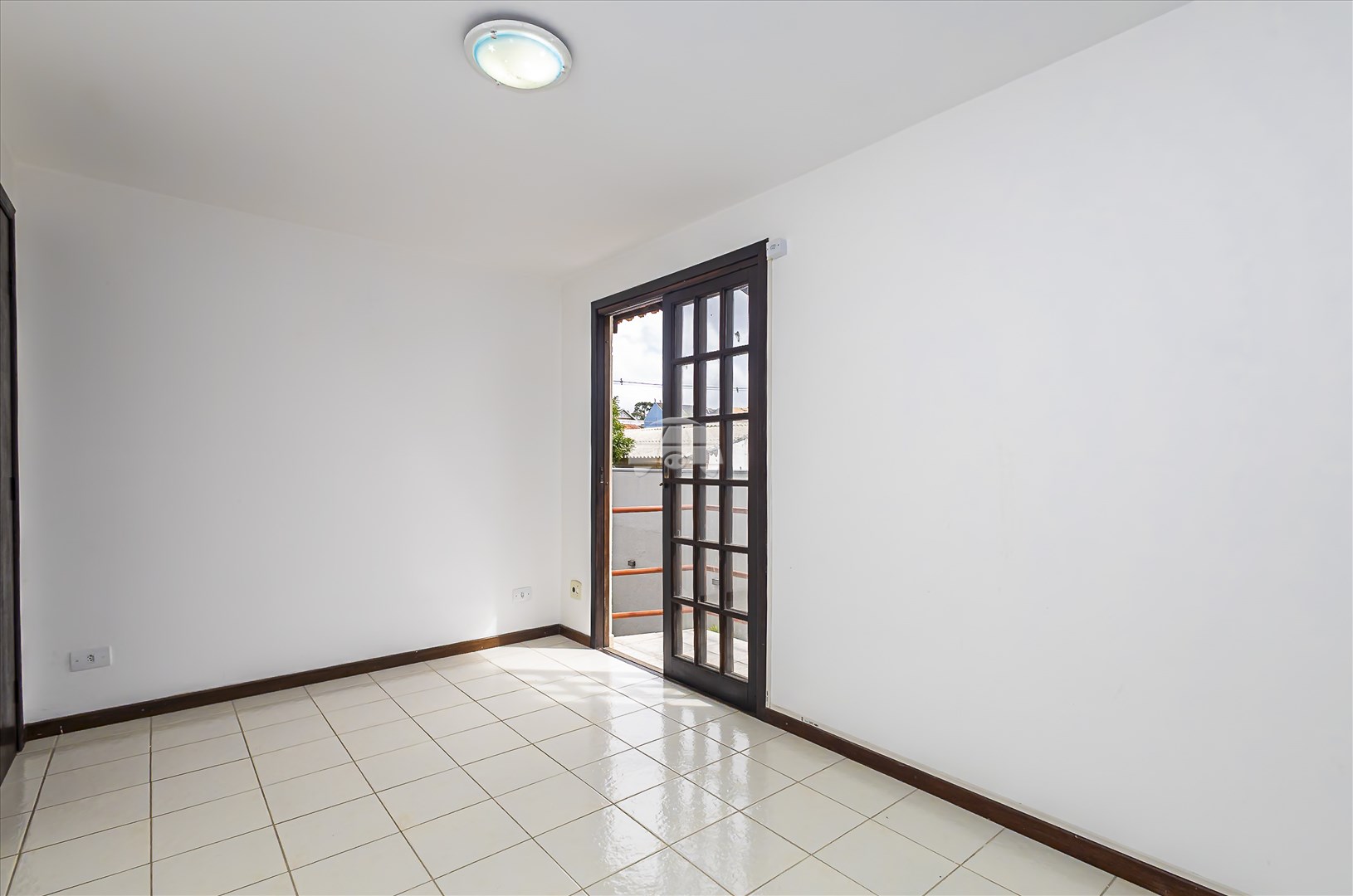 Casa à venda em Boa Vista, Curitiba — GOMES CONSULTOR IMOBILIARIO LTDA.