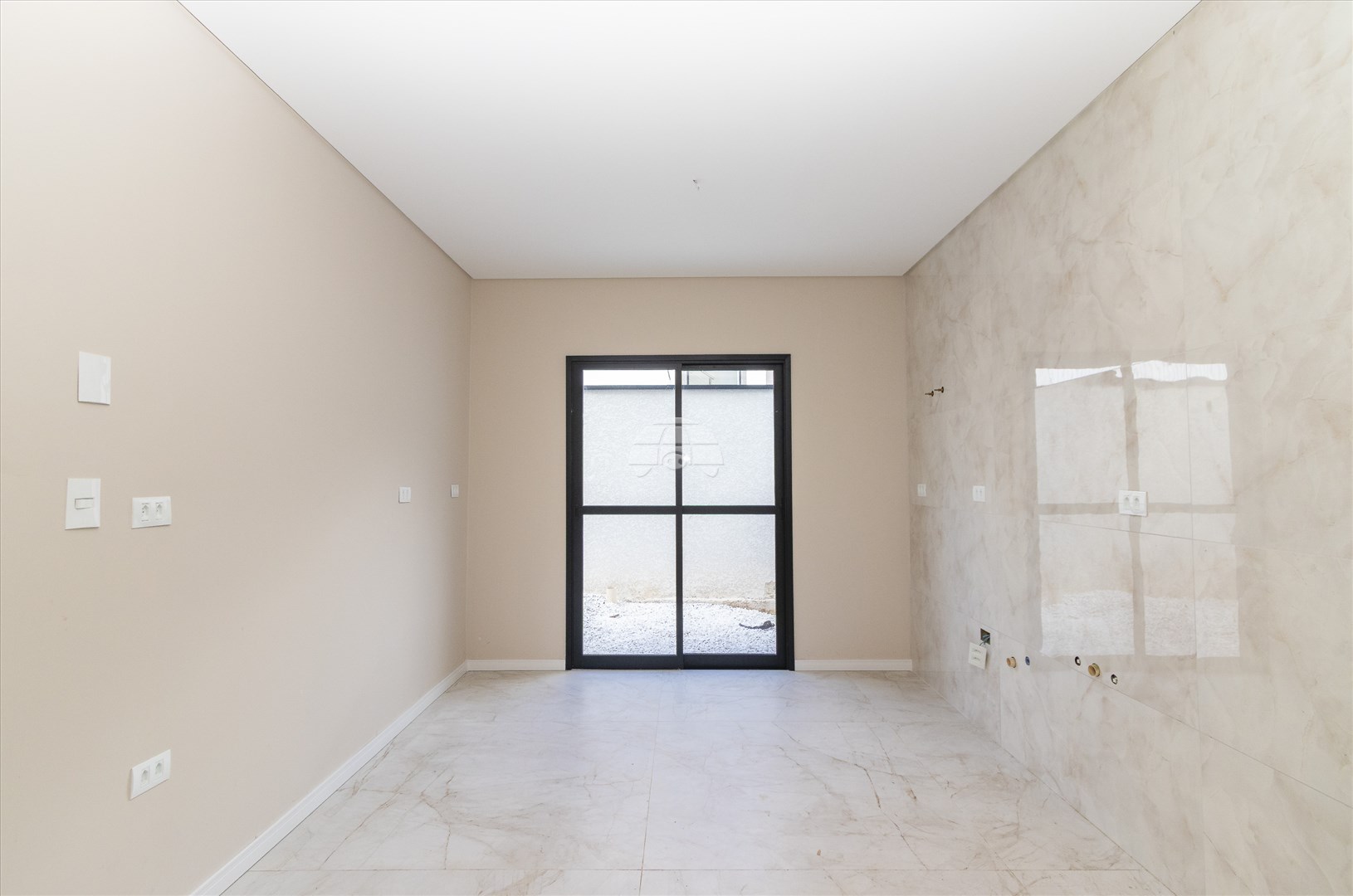 Sobrado Residencial para Venda no Bairro Boqueirão ref. 223298 (10 / 10)