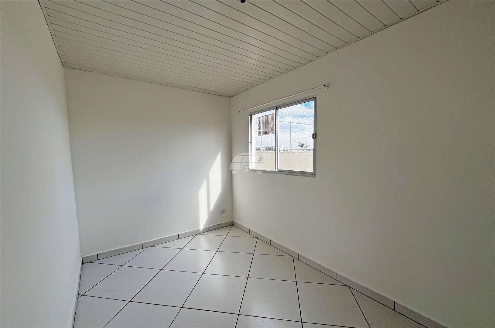 Kitnet para alugar em Capão Raso, Curitiba — Portal Chave Fácil
