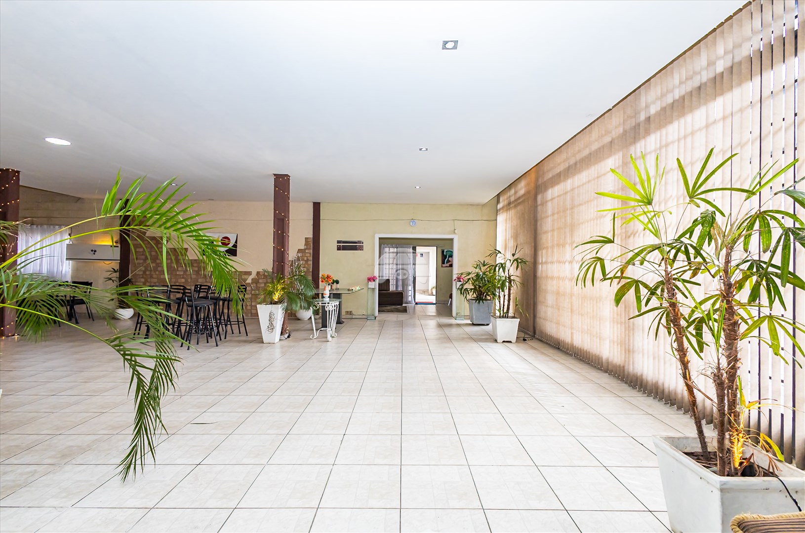 Barracão Comercial/Residencial para Venda no Bairro Cajuru ref. 223348 (10 / 10)