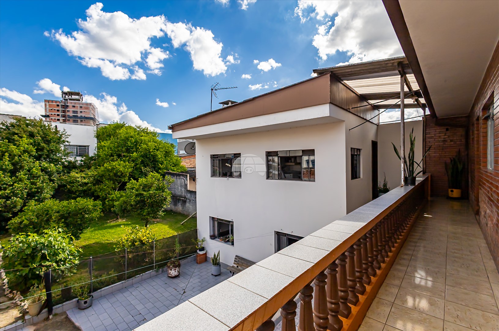 Casa à venda em Pinheirinho, Curitiba — Imobiliária Andrade