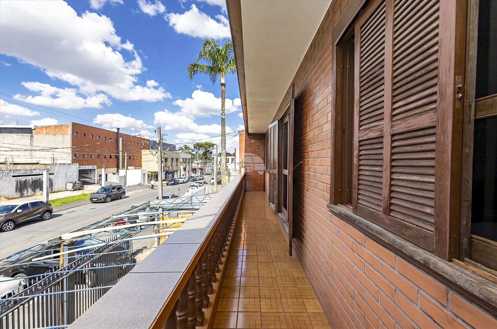 Casa à venda em Pinheirinho, Curitiba — Imobiliária Andrade