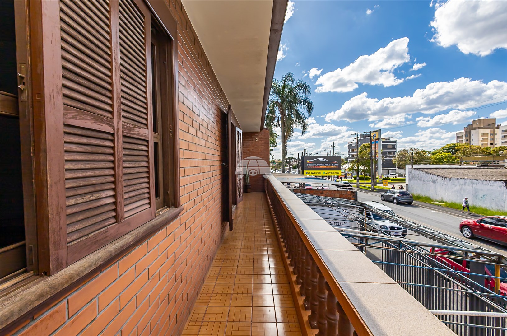 Casa à venda em Pinheirinho, Curitiba — Imobiliária Andrade