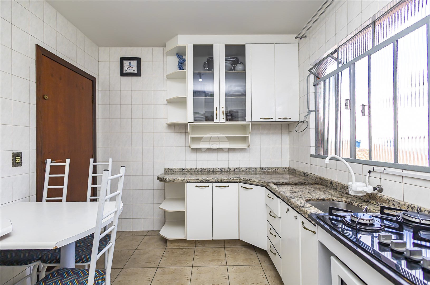 Casa à venda em Pinheirinho, Curitiba — Imobiliária Andrade