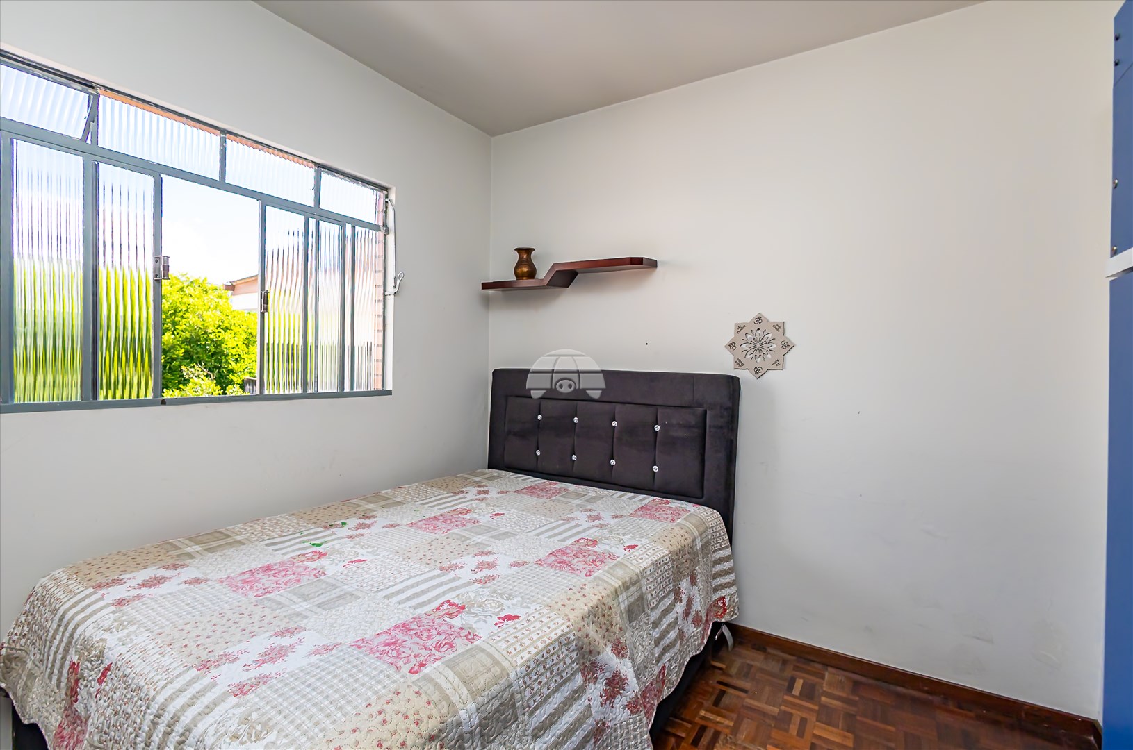 Casa à venda em Pinheirinho, Curitiba — Imobiliária Andrade