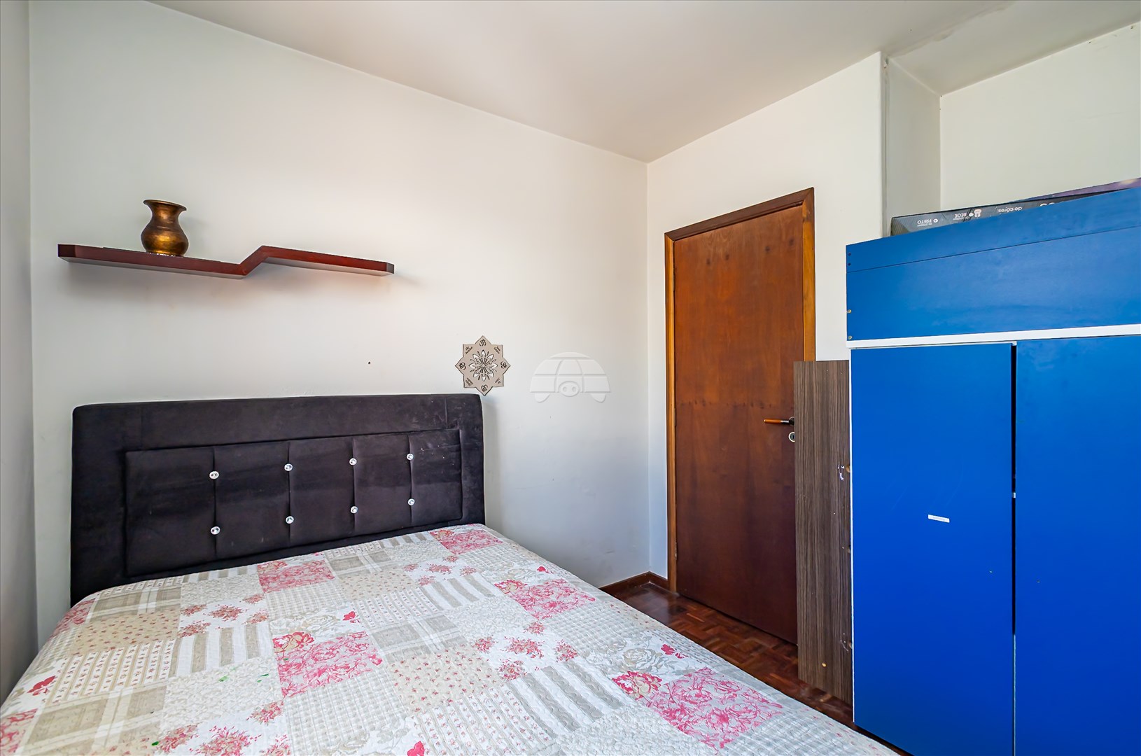 Casa à venda em Pinheirinho, Curitiba — Imobiliária Andrade
