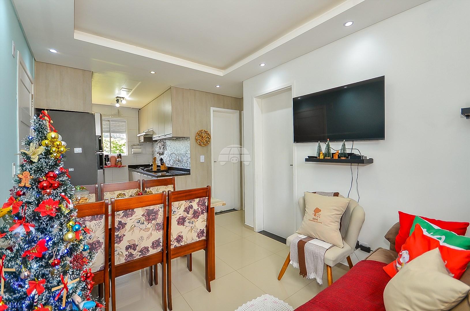 Apartamento à venda em Jardim Guarujá, Colombo — Portal Chave Fácil
