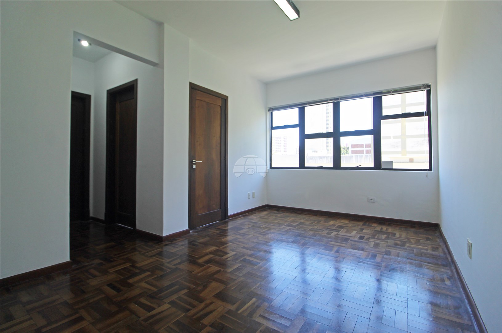 Sala/Conjunto Comercial para alugar em Centro, Curitiba — Portal Chave Fácil