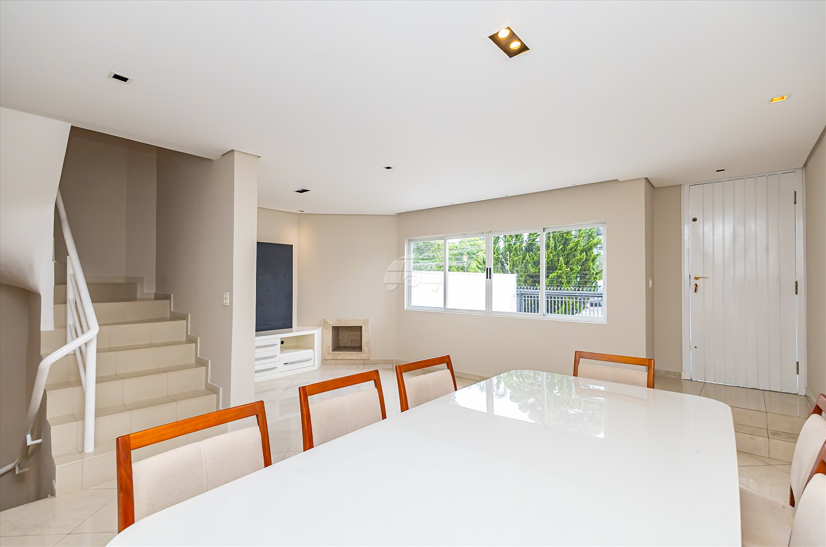 Casa à venda em Ahú, Curitiba — Toyo Imóveis - Curitiba/PR