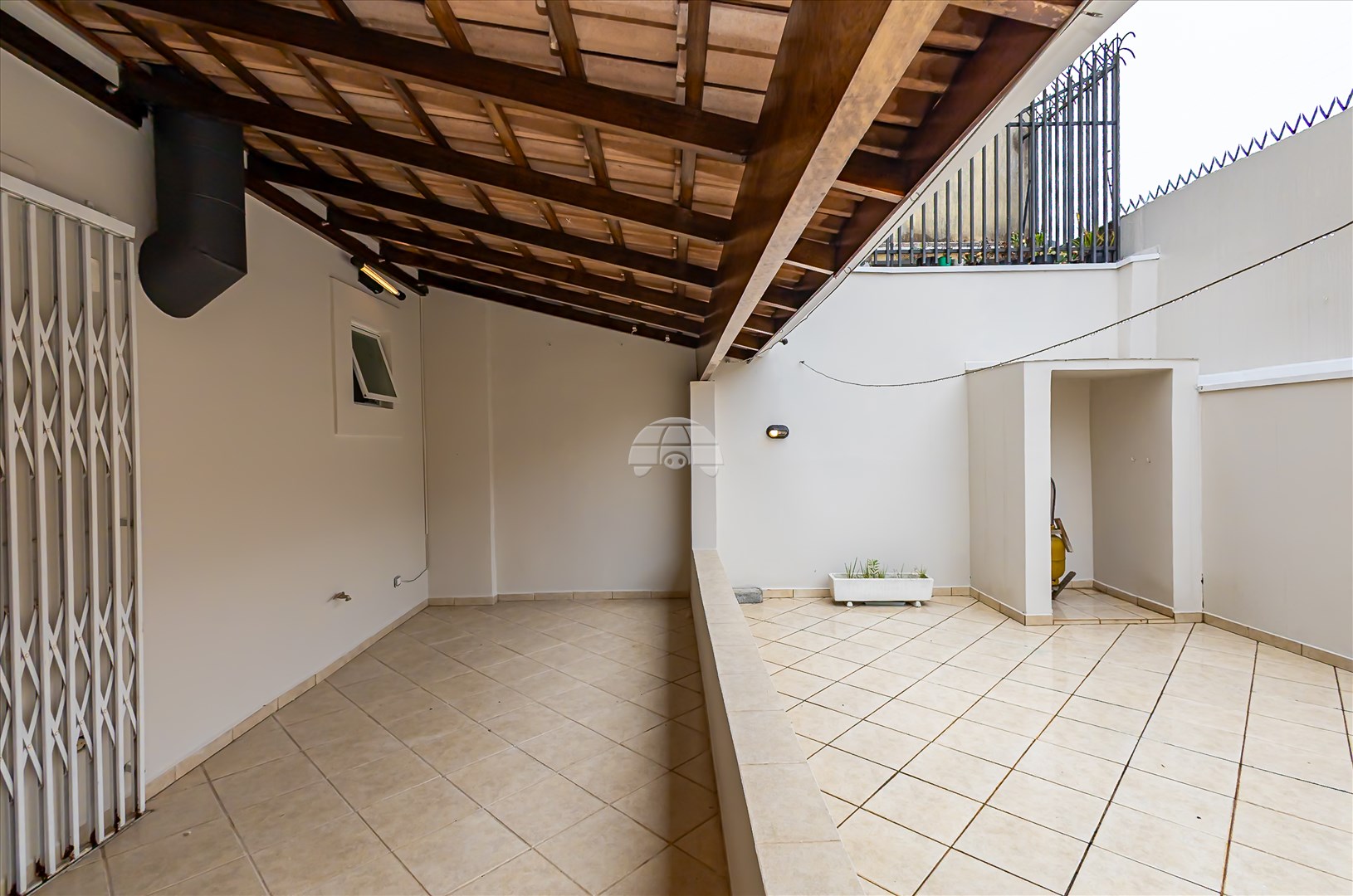 Casa à venda em Ahú, Curitiba — Toyo Imóveis - Curitiba/PR