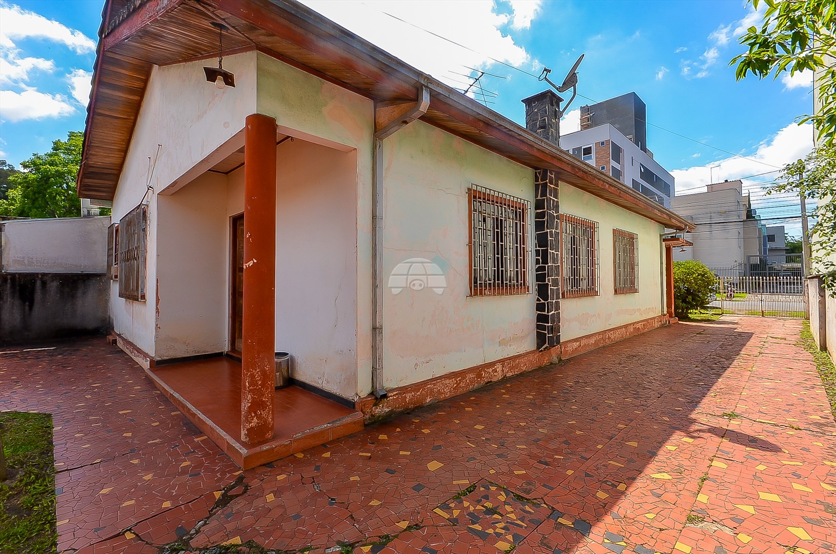 Terreno/Área à venda em Bacacheri, Curitiba — Kondor Imóveis: Imobiliária em Curitiba | Uma imobiliária pra você