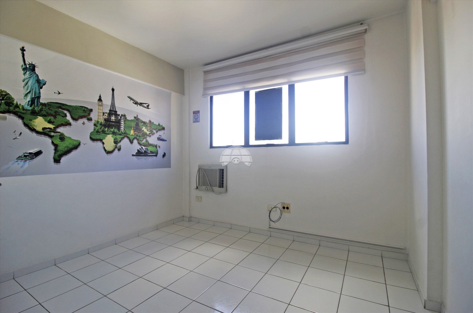 Sala/Conjunto Comercial à venda em Centro, Curitiba — Toyo Imóveis - Curitiba/PR