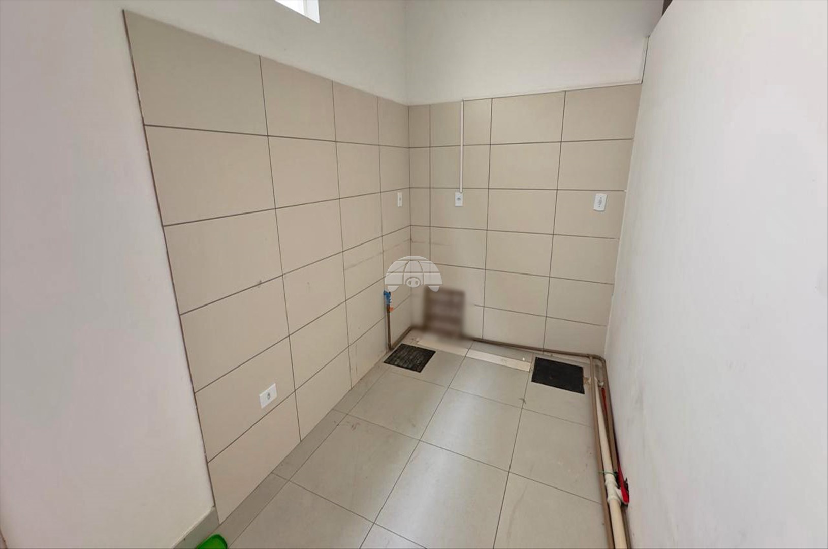 Sala/Conjunto Comercial para alugar em Maracana, Colombo — Imobiliária Razão