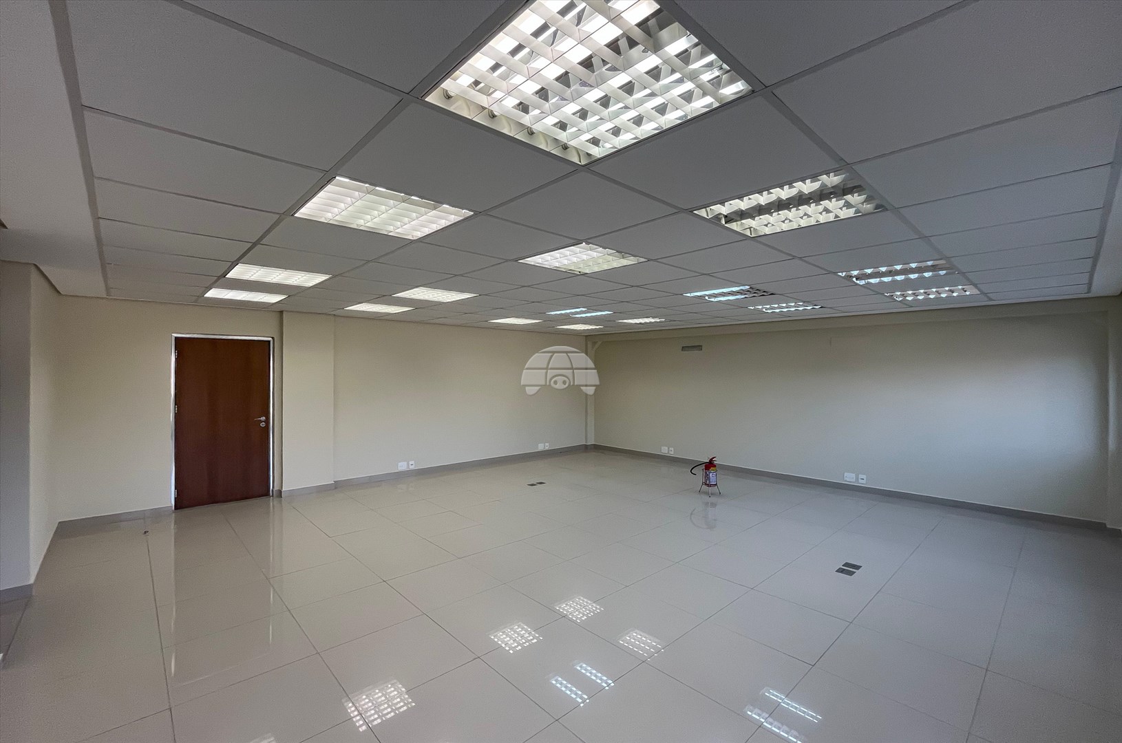 Barracão/Galpão para alugar em Mauá, Colombo — Portal Chave Fácil