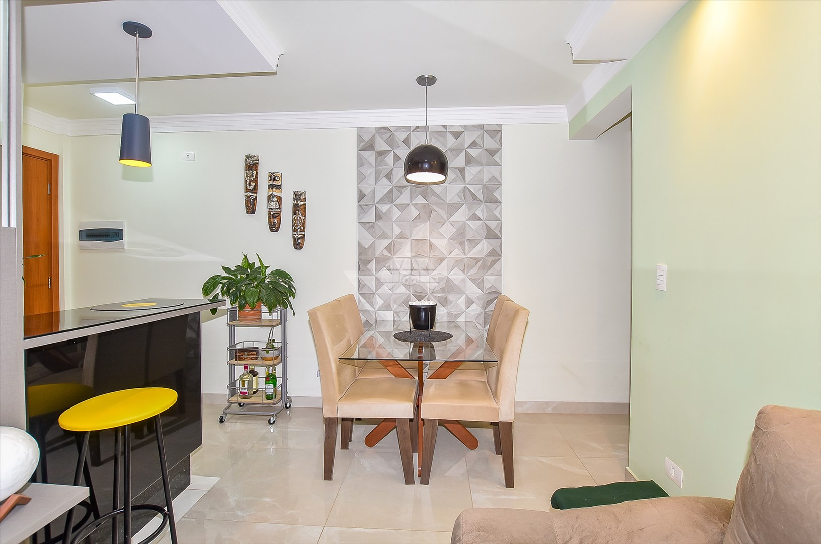 Apartamento à venda em Vila Solene, Campo Largo — Portal Chave Fácil