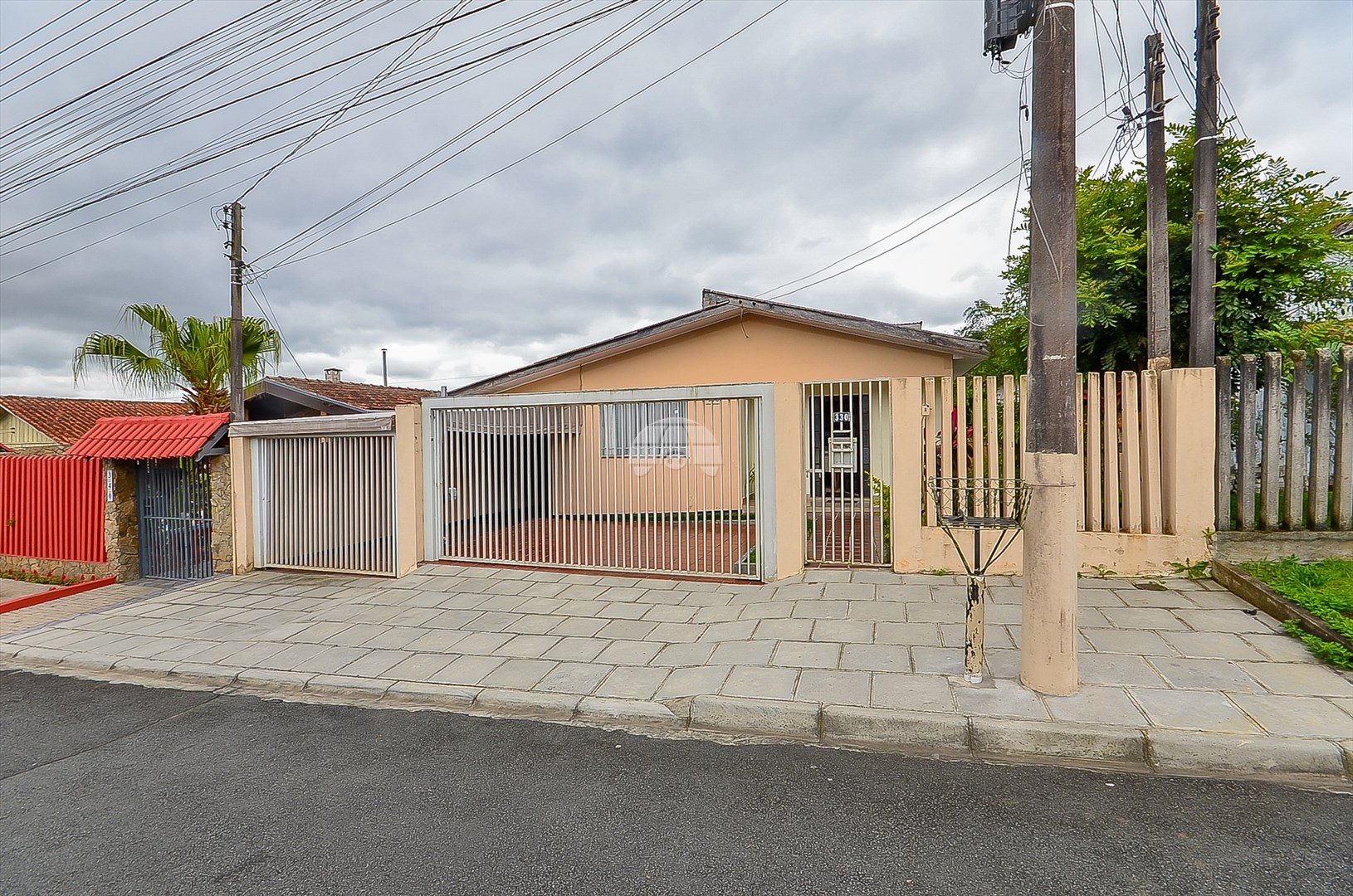 Casa à venda em Santa Felicidade, Curitiba — Portal Chave Fácil