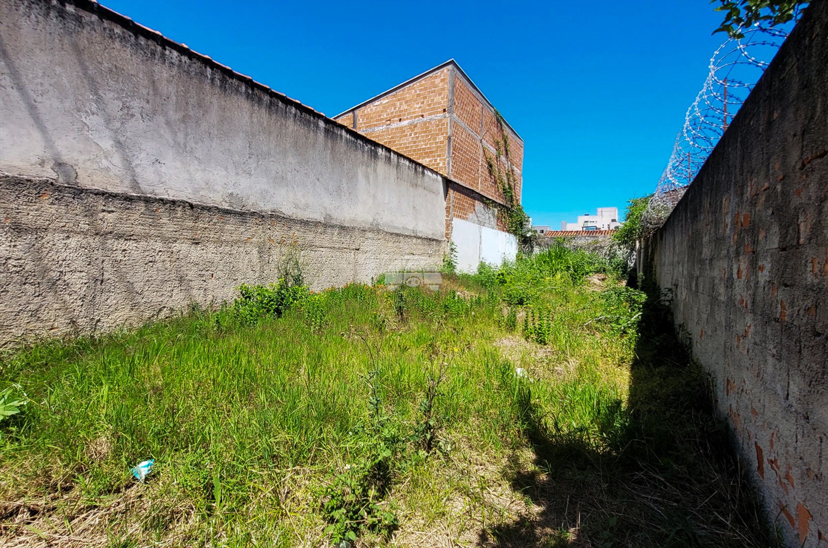 Terreno/Área à venda em Vargem Grande, Pinhais — Portal Chave Fácil