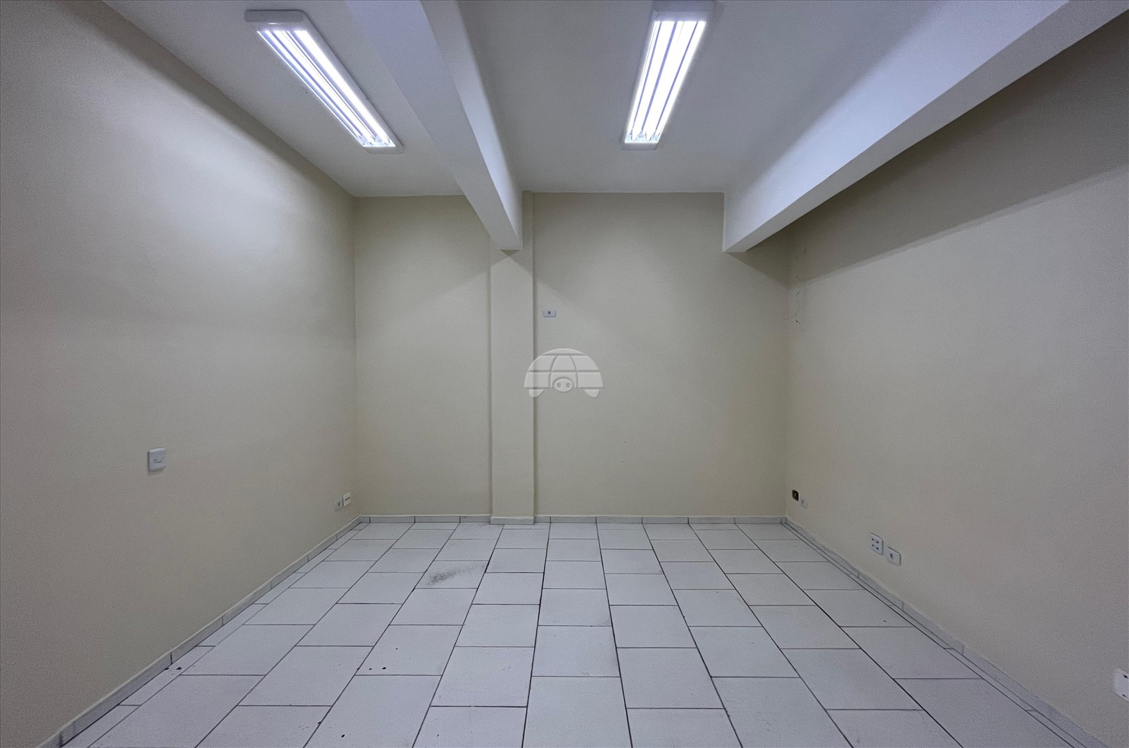 Prédio Comercial para Locação no Bairro Rebouças ref. 88726 (8 / 10)