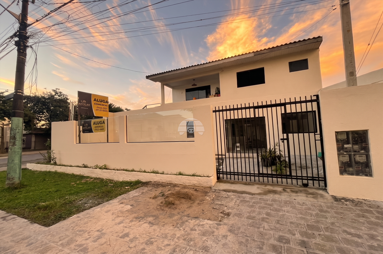 Casa para alugar em Hauer, Curitiba — Portal Chave Fácil