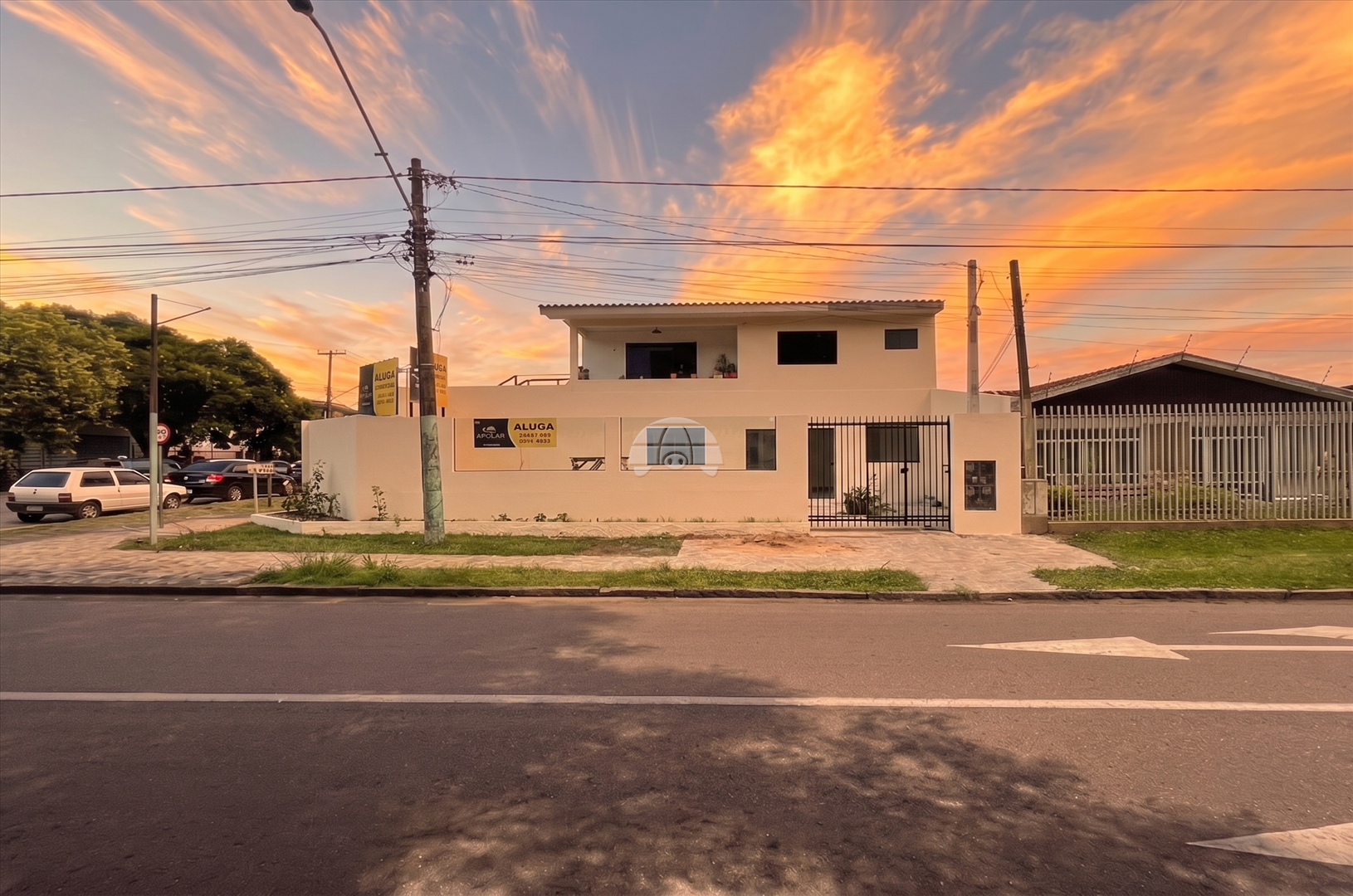 Casa para alugar em Hauer, Curitiba — Portal Chave Fácil