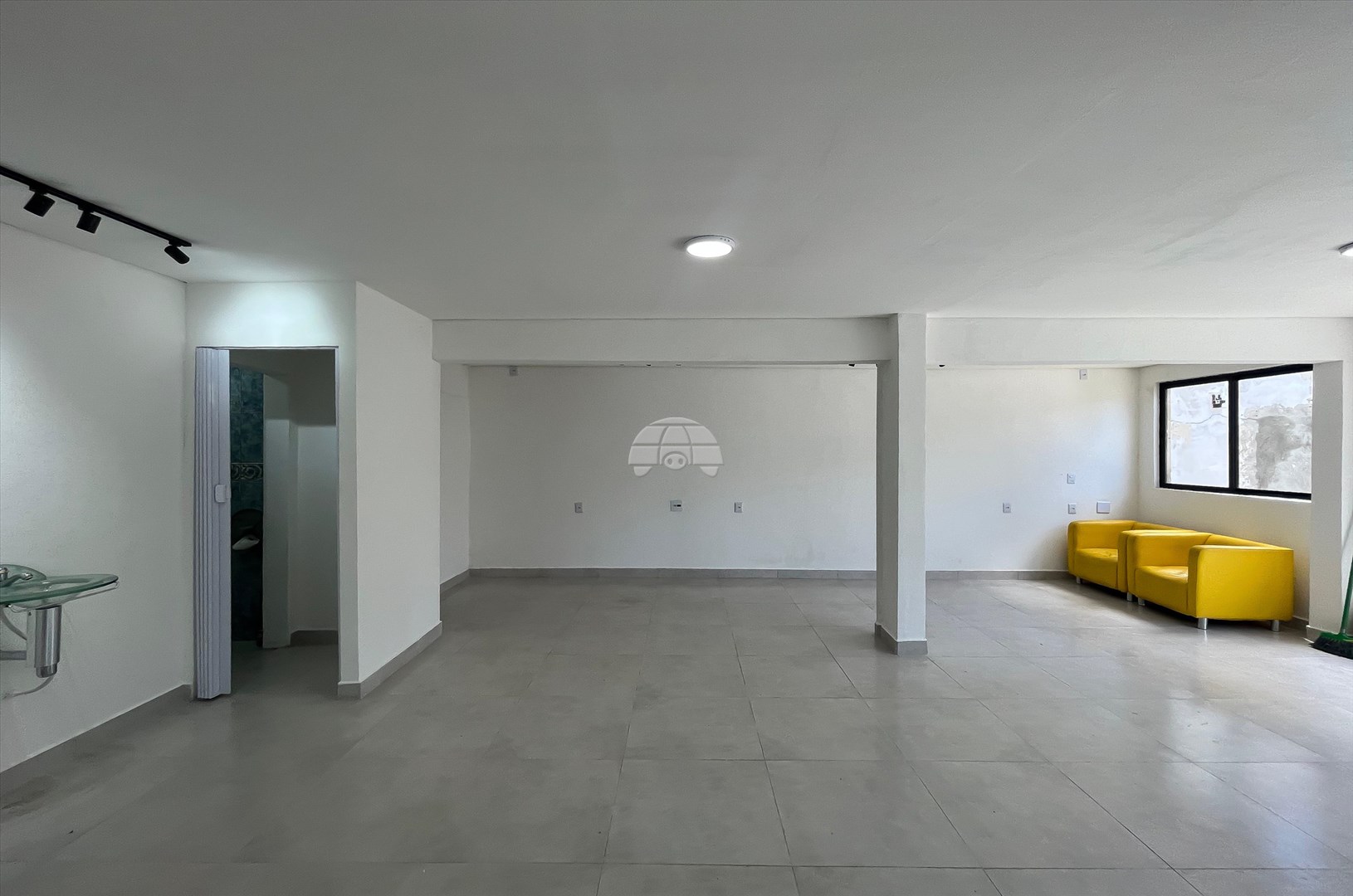 Loja Comercial para Locação no Bairro Hauer ref. 88742 (8 / 10)