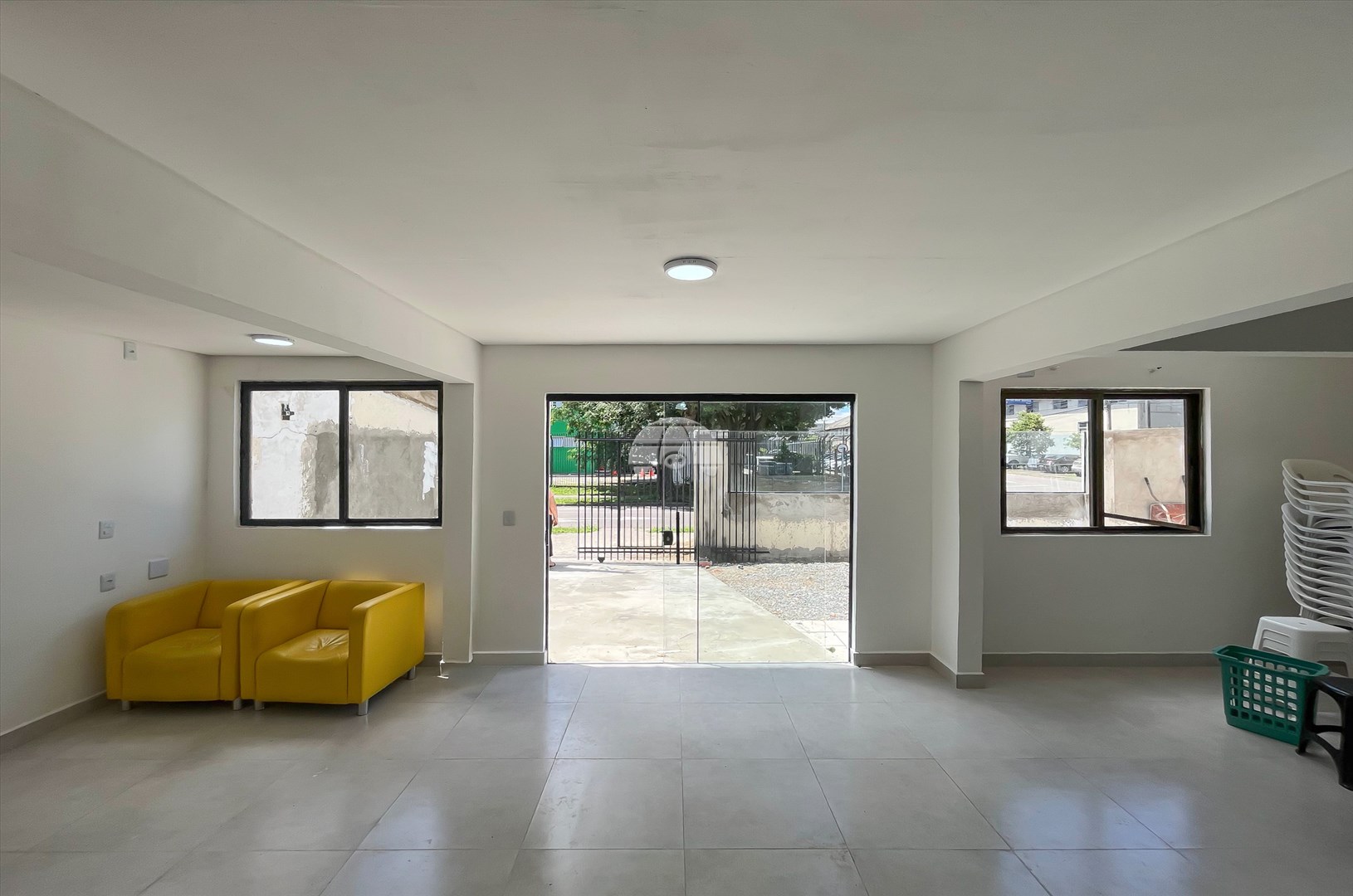 Loja Comercial para Locação no Bairro Hauer ref. 88742 (10 / 10)