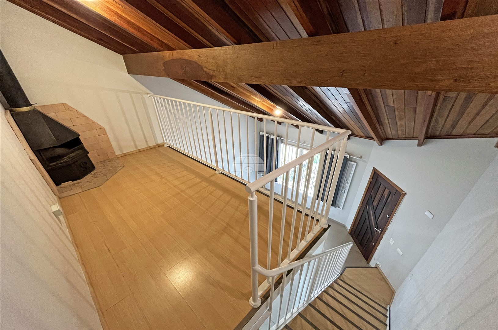 Casa para alugar em Cachoeira, Curitiba — Imobiliária Razão
