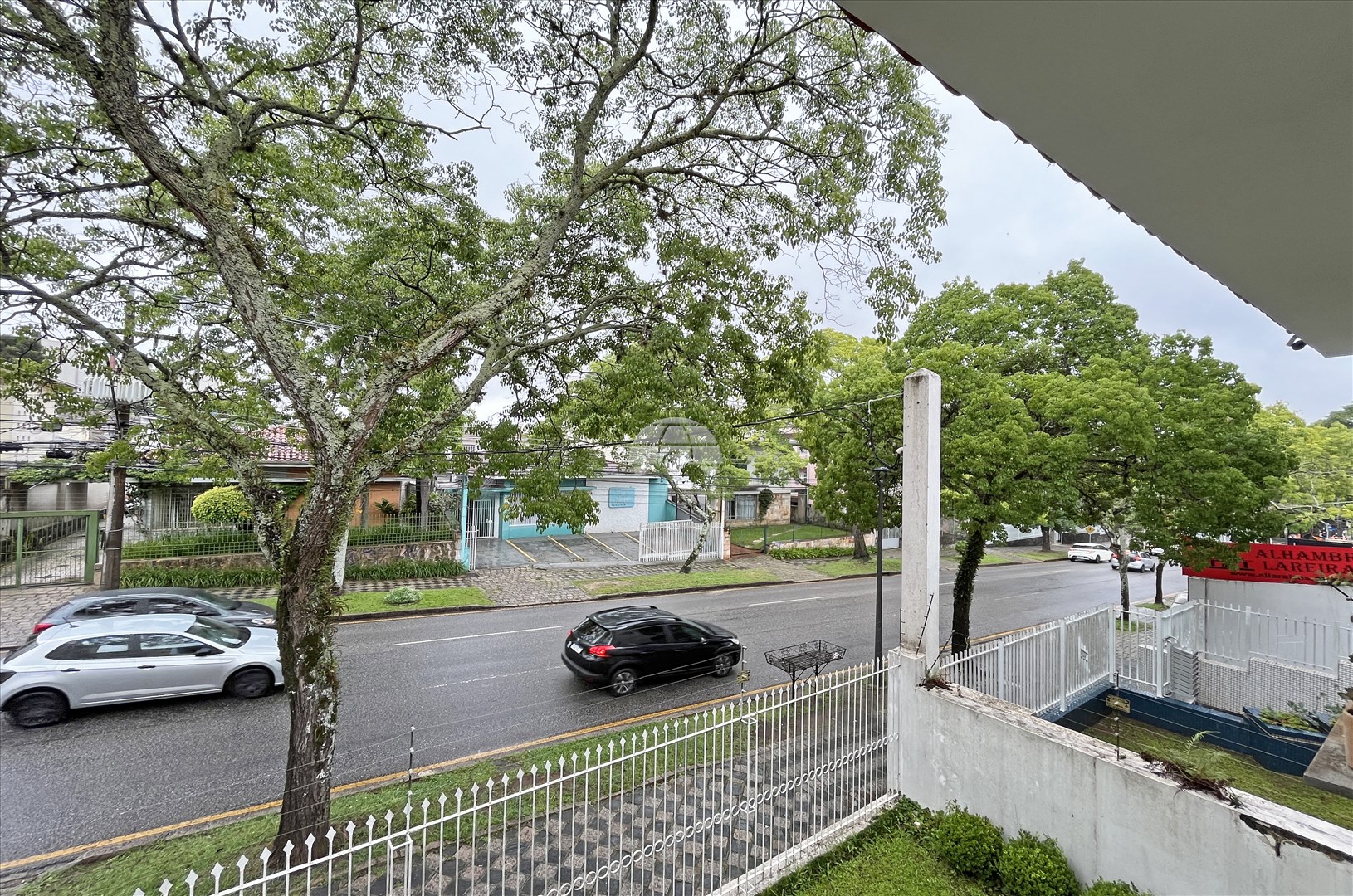 Casa para alugar em Água Verde, Curitiba — Construa Assessoria Imobiliária