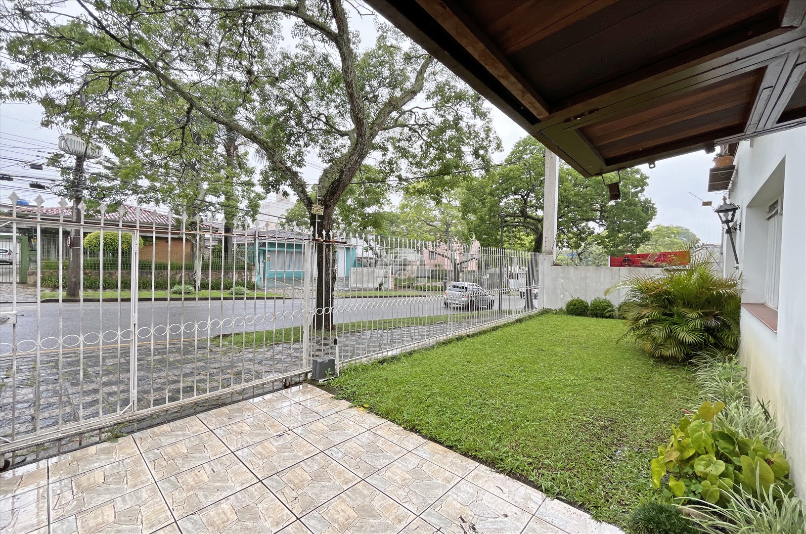 Casa para alugar em Água Verde, Curitiba — Construa Assessoria Imobiliária