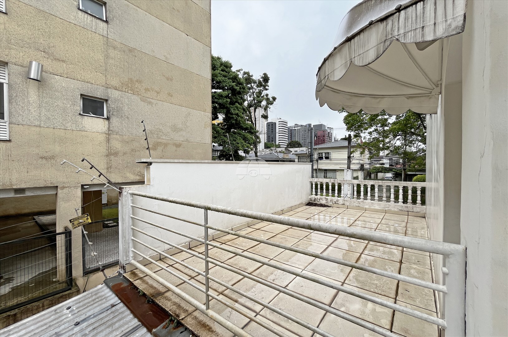 Casa para alugar em Água Verde, Curitiba — Construa Assessoria Imobiliária