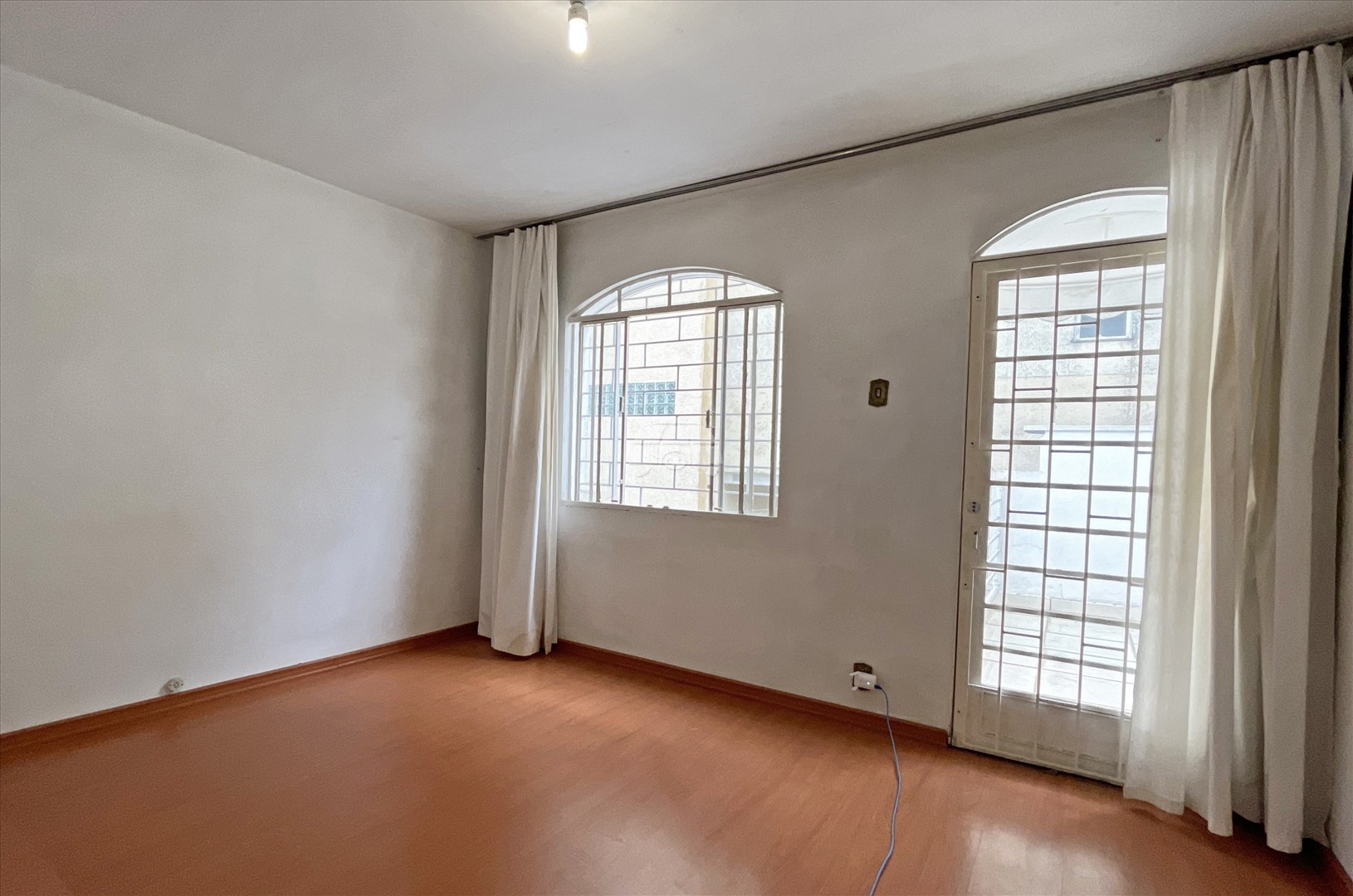 Casa para alugar em Água Verde, Curitiba — Construa Assessoria Imobiliária
