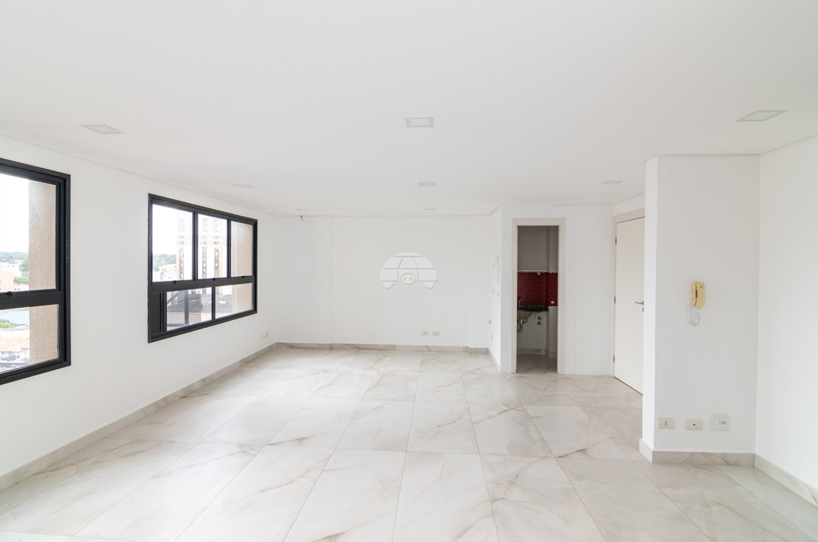 Sala/Conjunto Comercial à venda em Centro, Curitiba — Portal Chave Fácil