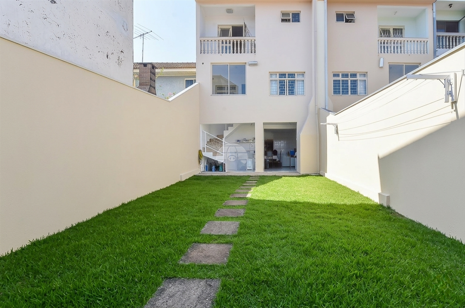 Casa Residencial para Venda no Bairro Guabirotuba ref. 223951 (10 / 10)
