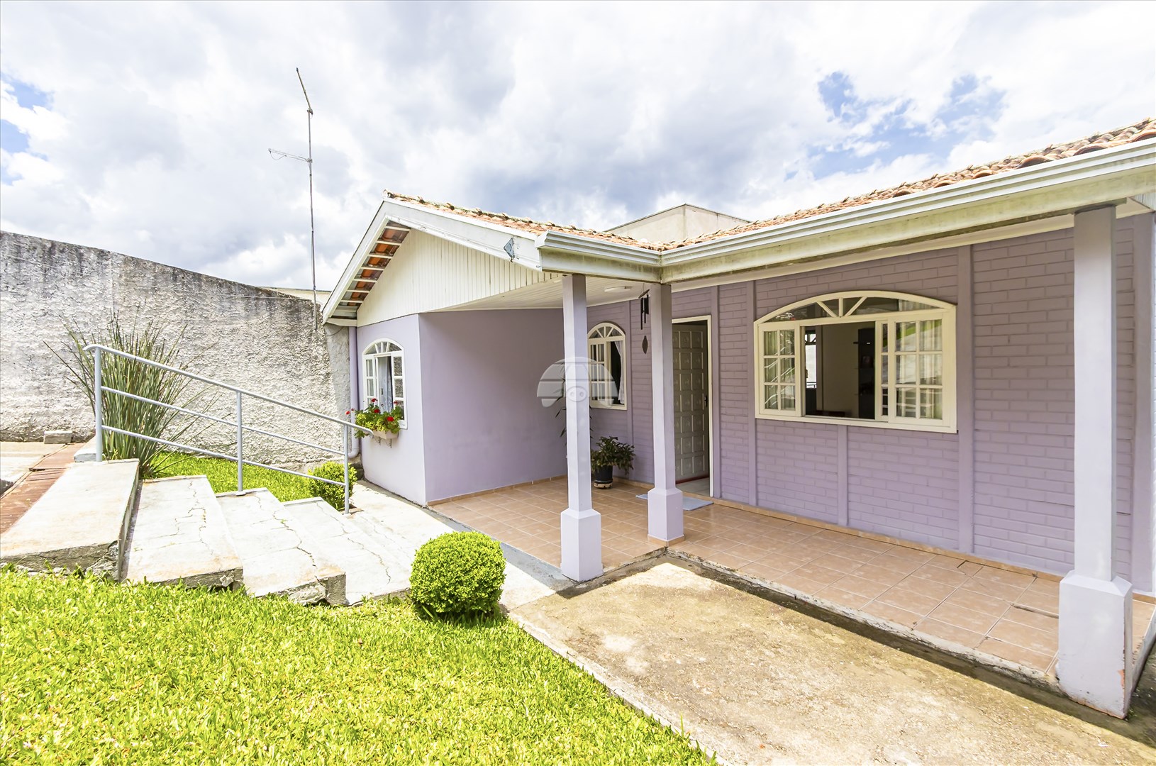 Terreno à venda em Lindóia, Curitiba — Imobiliária Cilar