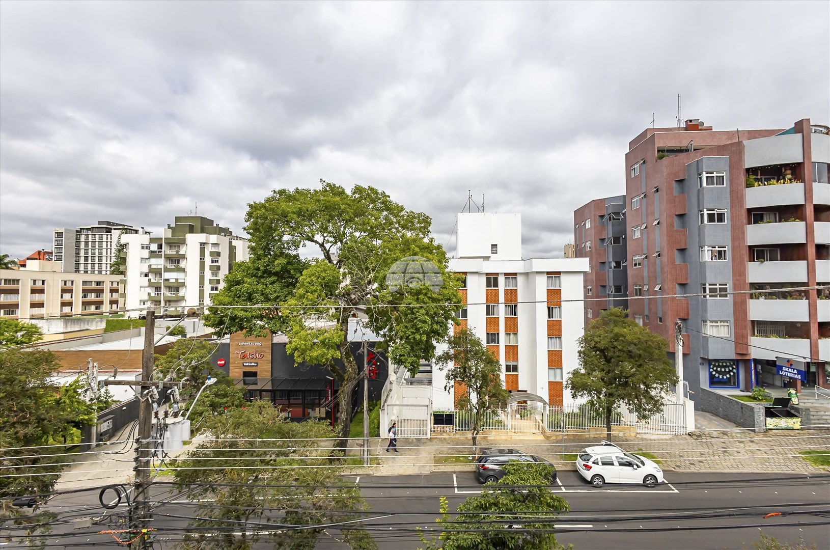 Apartamento à venda em Ahú, Curitiba — MAFI ADMINISTRADORA DE IMOVEIS LTDA